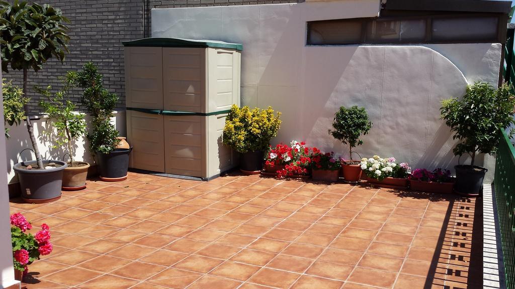 Atico Latina Madrid Exterior photo