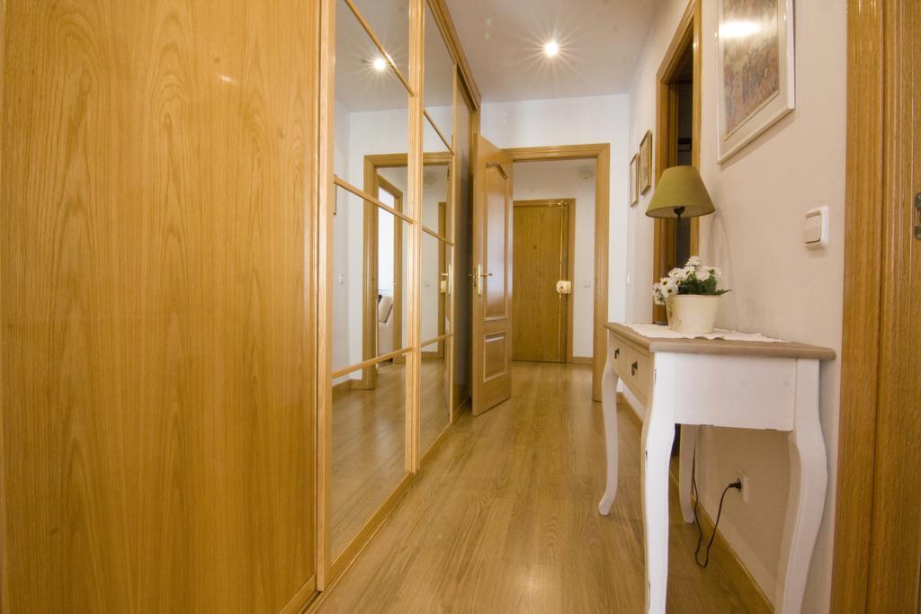 Atico Latina Madrid Exterior photo